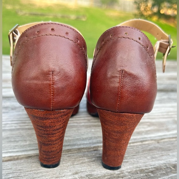 Red & Brown Chunky Heel Sandals - Picture 3 of 5